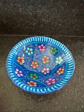 Hand-Painted Blue Floral Clay Bowl - Decorative Home Art